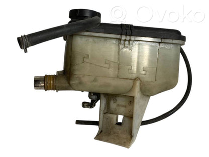 Dzesēšanas šķidruma izplešanās tvertne