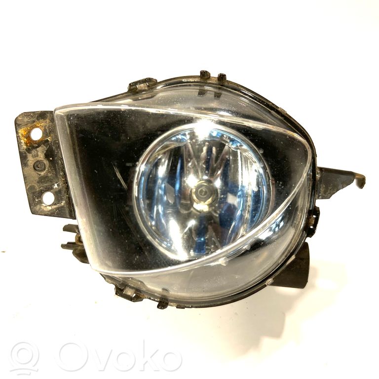 Miglas lukturis priekšā