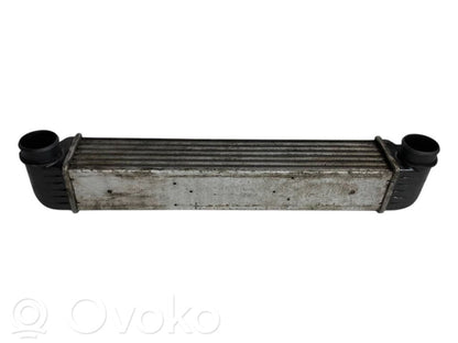 Starpdzesētāja radiators