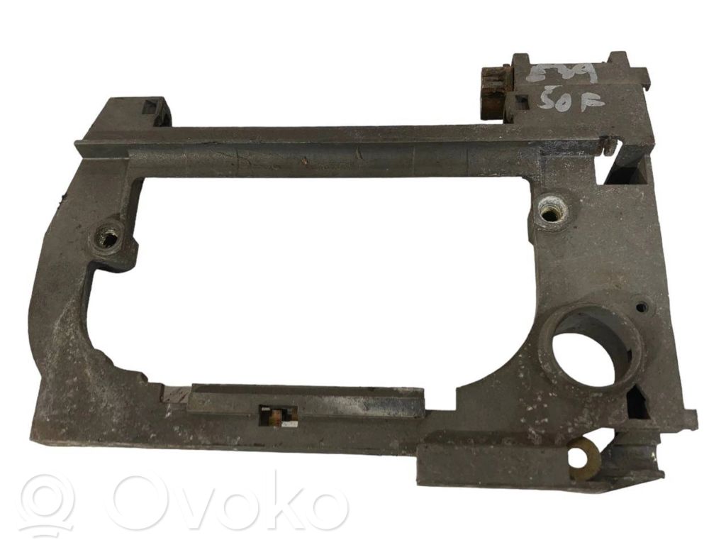 Holder/bracket for external opening handle at the front