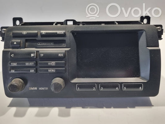 Radio / CD/DVD atskaņotājs / navigācija