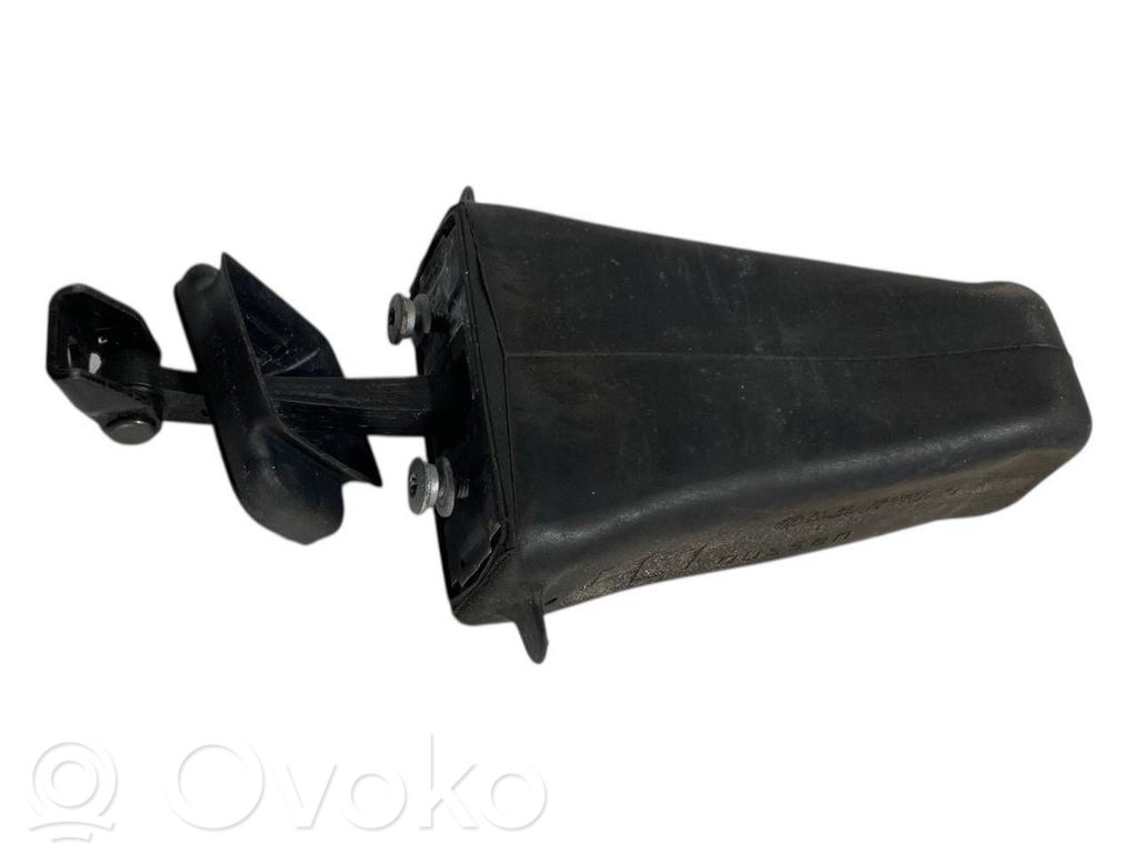 Durvju atvēruma ierobežotājs