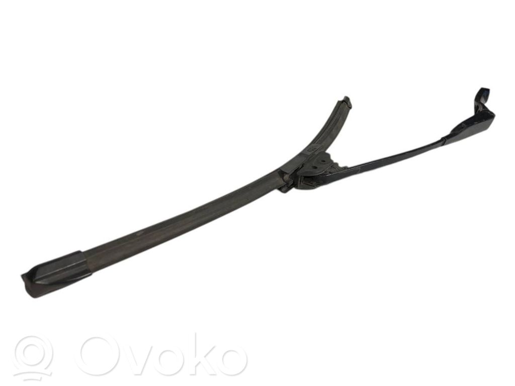 Windshield wiper arm