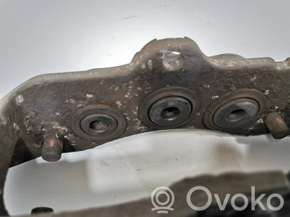 Priekšējais suports