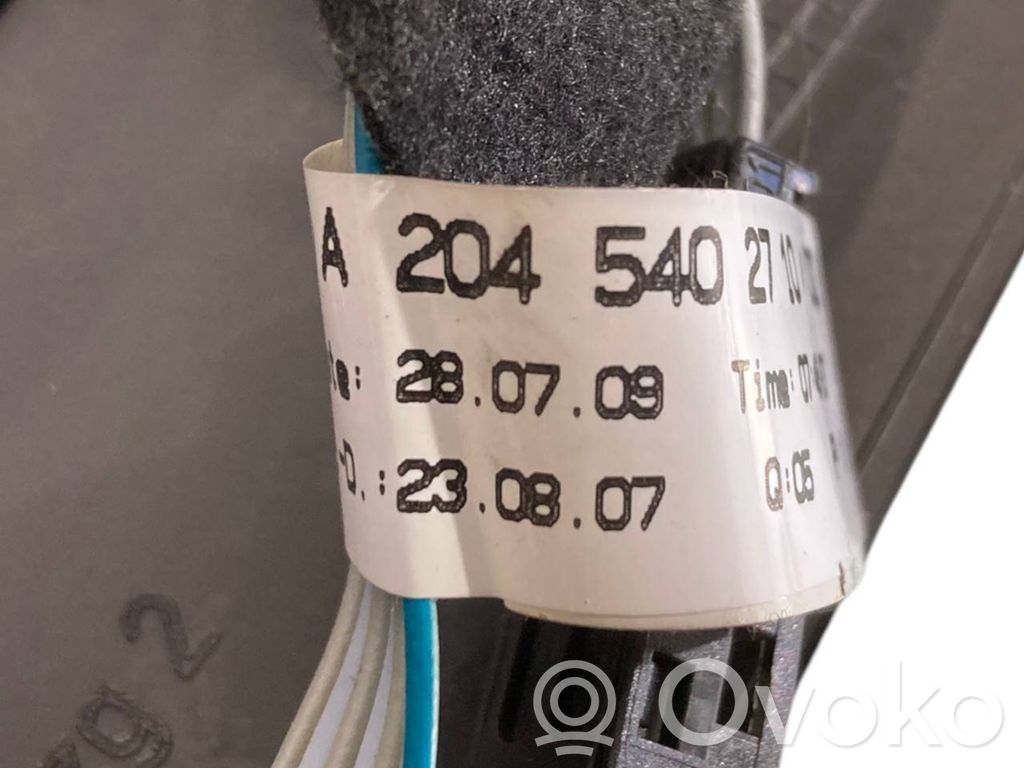 Apšuvums aizmugurējām durvīm