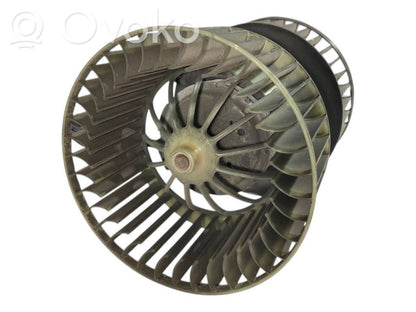 Mazā radiatora ventilators