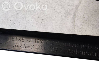 Paneļa dekoratīvās apdares vairogs (apakšējais)