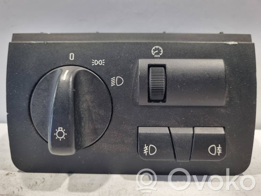 Headlight switch