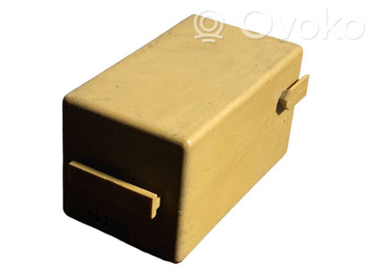 Logu tīrītāju relejs