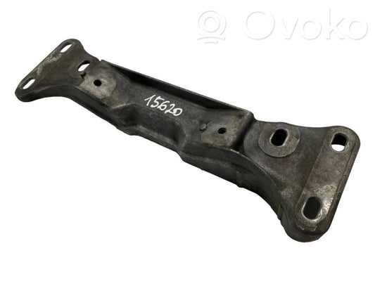 Transmission mounting bracket