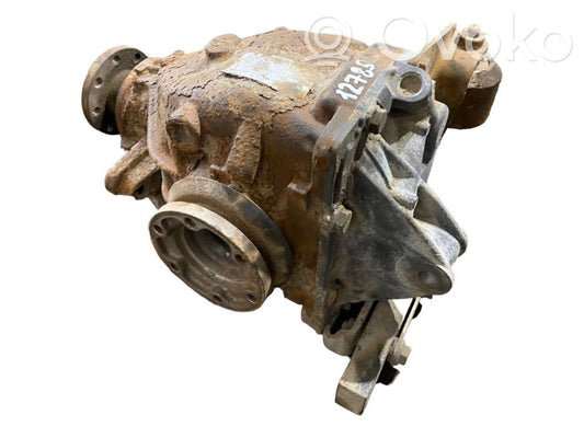 Aizmugurējais reduktors