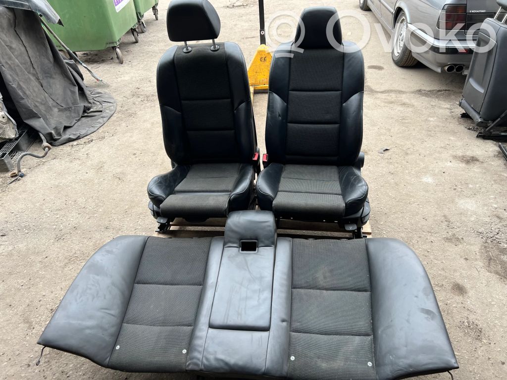 Комплект сидений