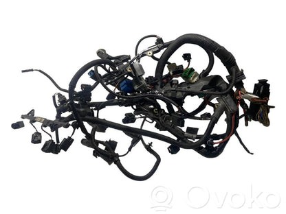 Dzinēja vadu instalācija