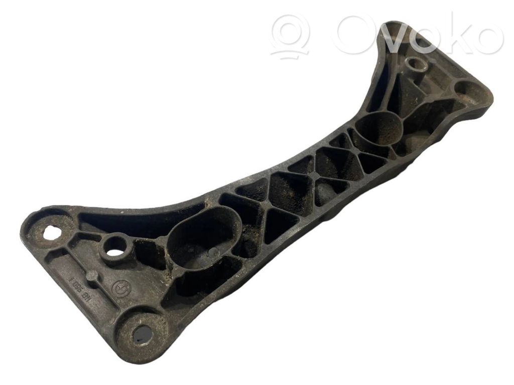 Кронштейн крепления трансмиссии