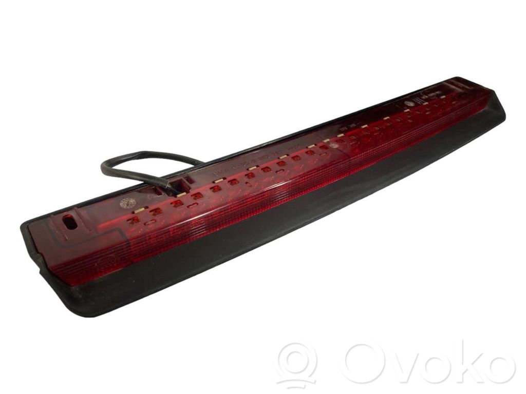 Additional brake light