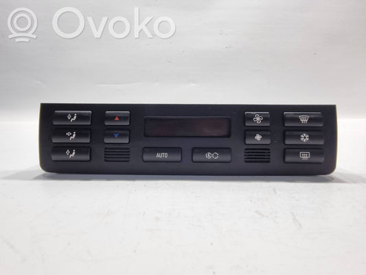 Gaisa kondicioniera / klimata kontroles / salona apsildes vadības bloks (salonā)