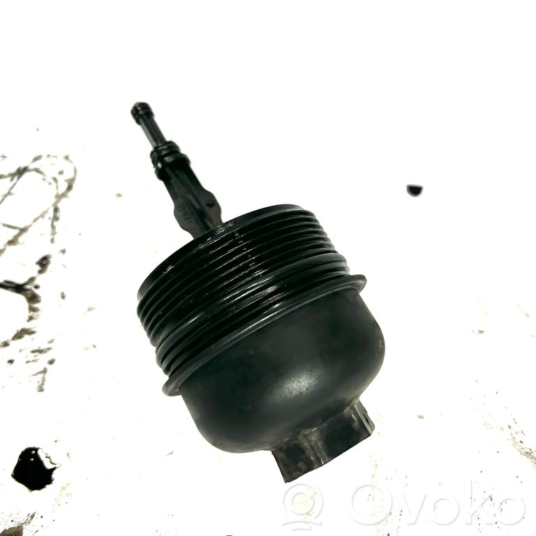 Крышка масляного фильтра