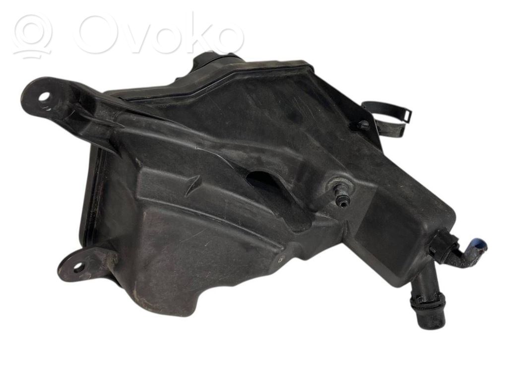 Dzesēšanas šķidruma izplešanās tvertne