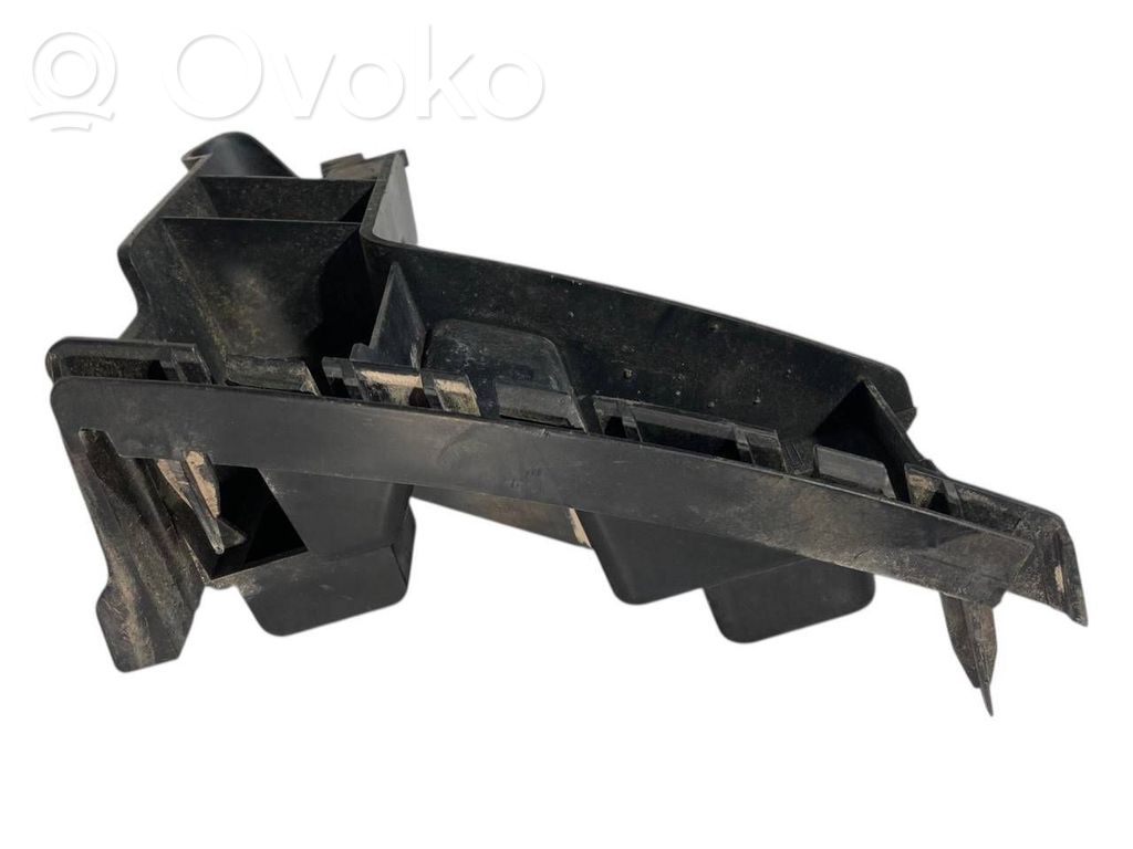 Aizmugurējā bufera montāžas kronšteins