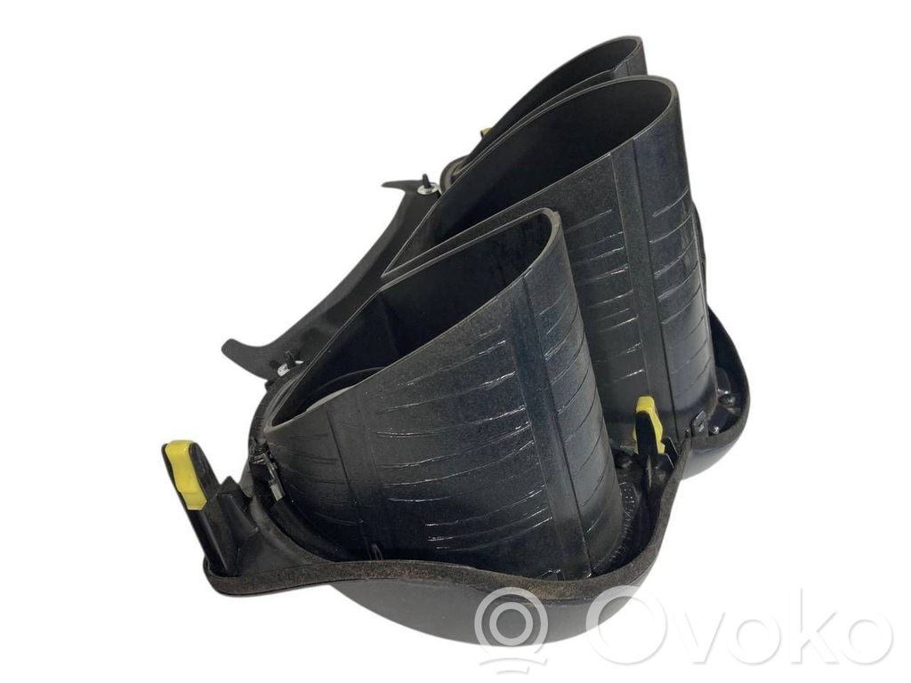 Instrumentu paneļa dekoratīvā apdare