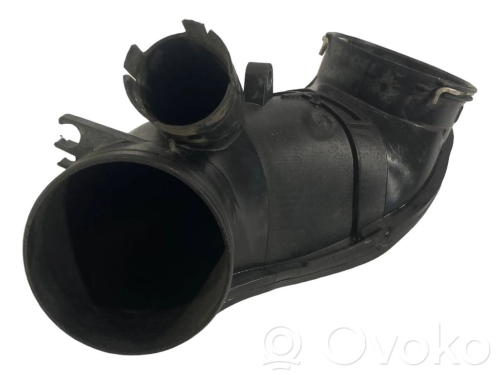 Gaisa caurule uz turbīnu