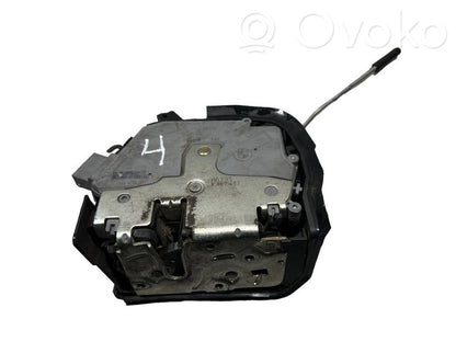 Aizmugurē slēdzene