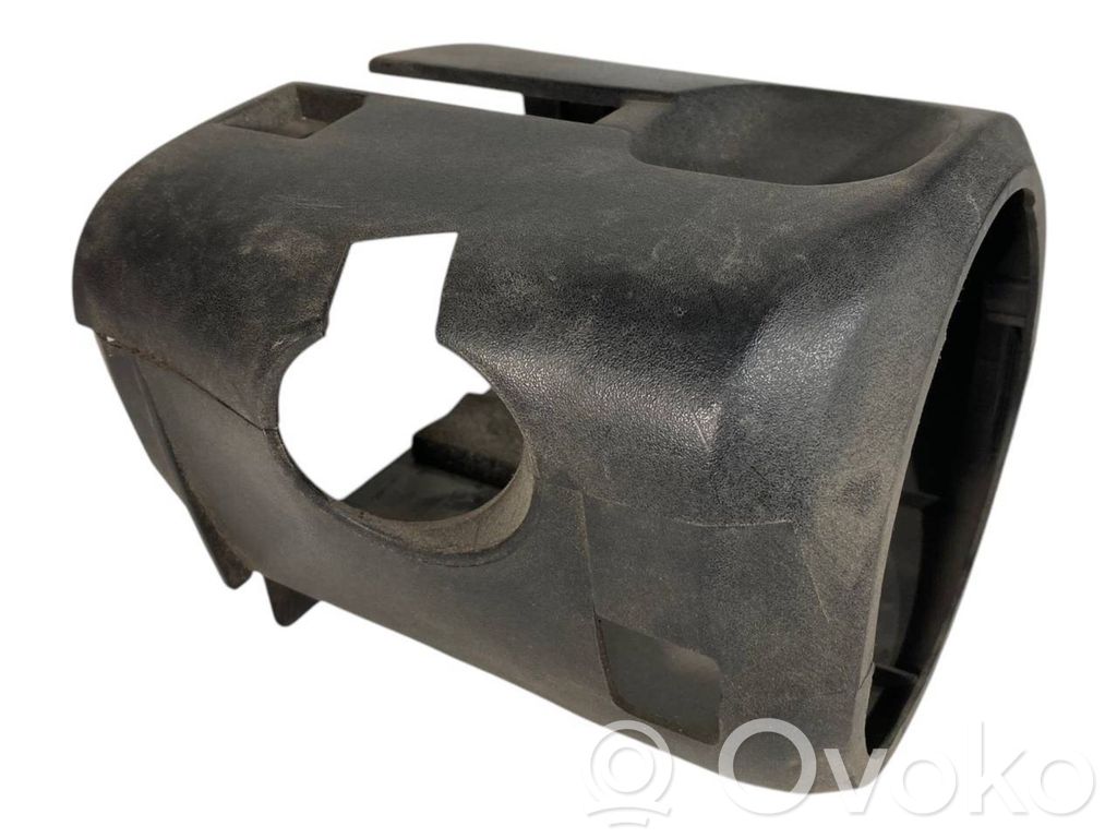 Stūres ass dekoratīvā apdare