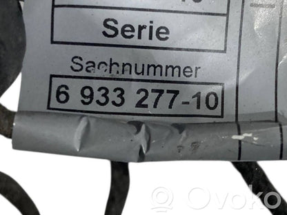 Priekšpusē durvju roktura vāciņš