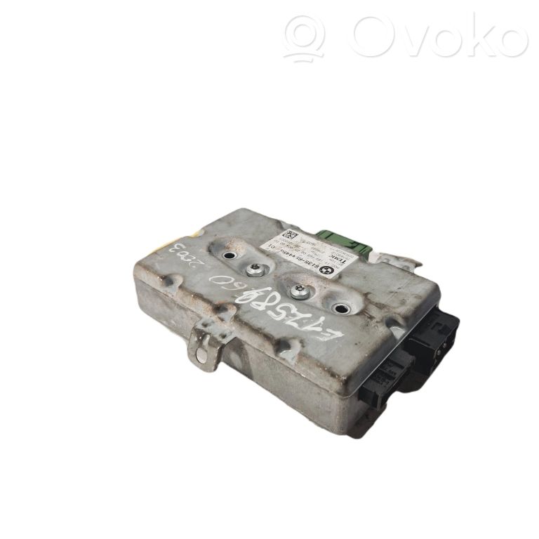 Durvju vadības bloks