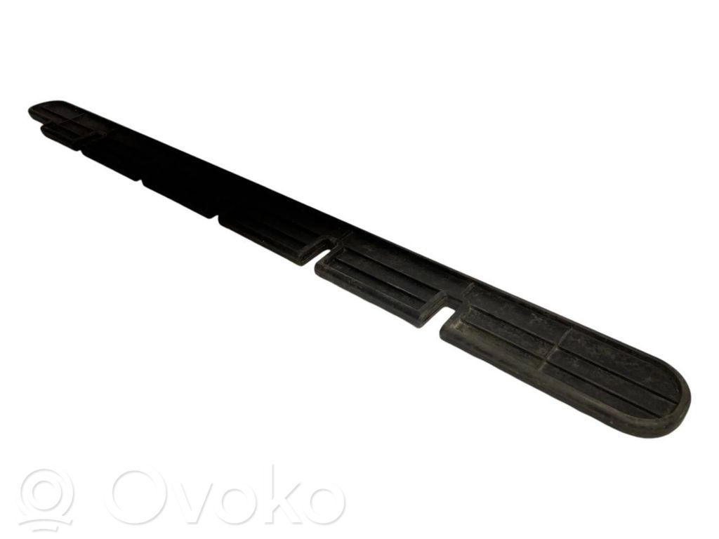 Other type of trunk decorative trim part