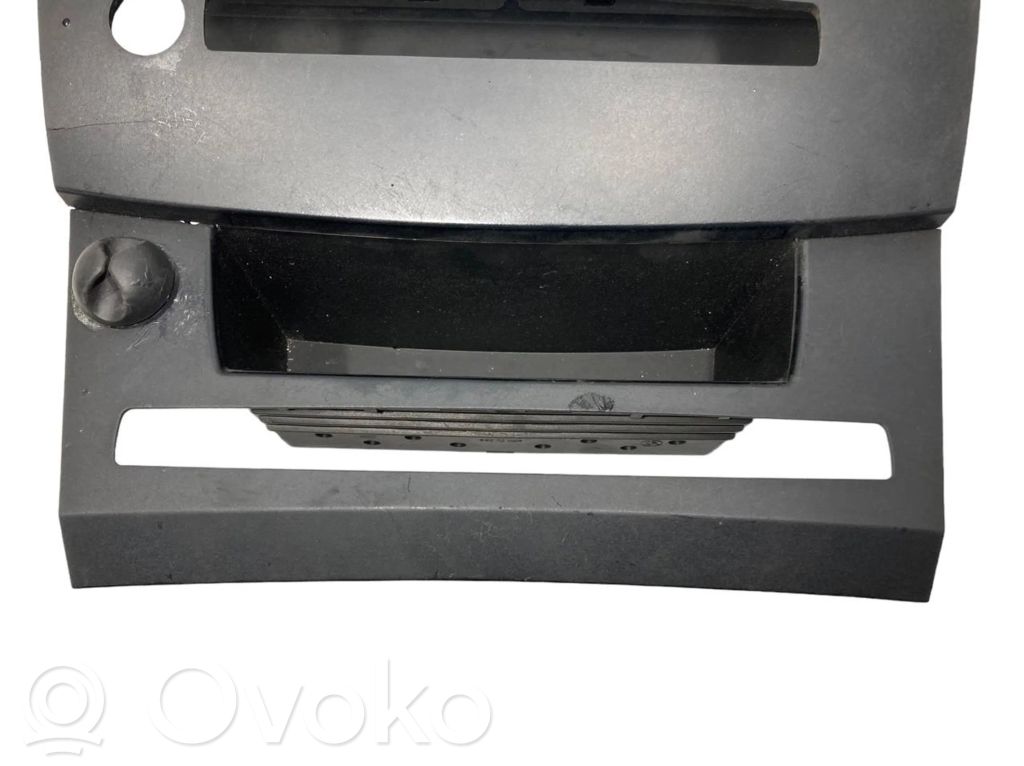 Gaisa kondicioniera / klimata kontroles / salona apsildes vadības bloks (salonā)