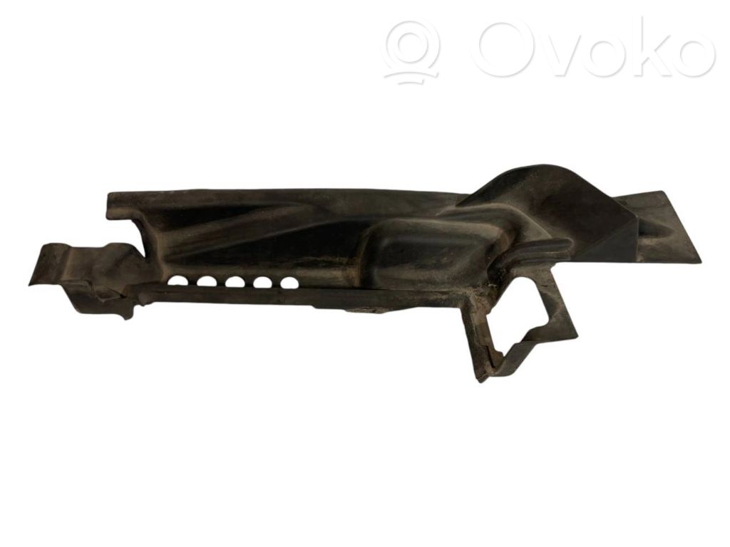 Cita veida dzinēja nodalījuma detaļa