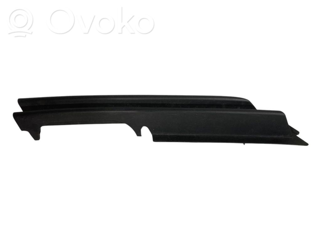 Lower grille (three-piece)