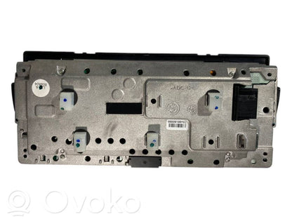 Ekrāns / displejs / mazais ekrāns