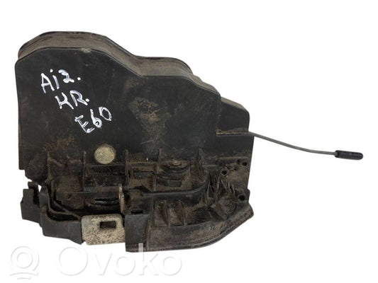 Aizmugurē slēdzene