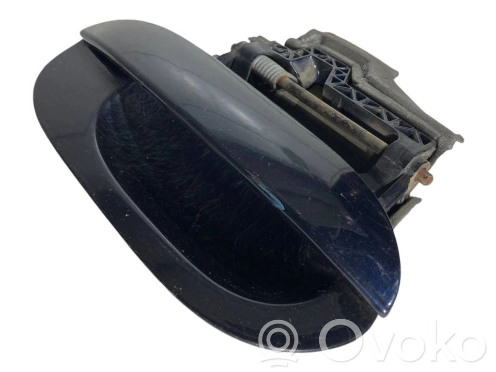 External opening handle