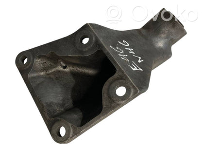 Кронштейн крепления двигателя