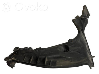 Cita veida dzinēja nodalījuma detaļa