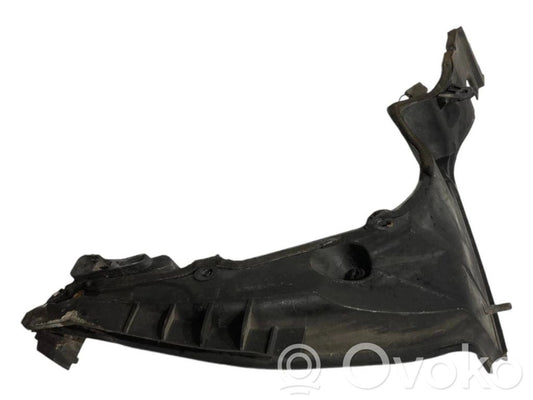 Cita veida dzinēja nodalījuma detaļa