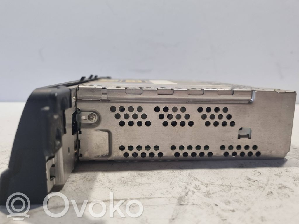 Радио / CD/DVD-плеер / навигация