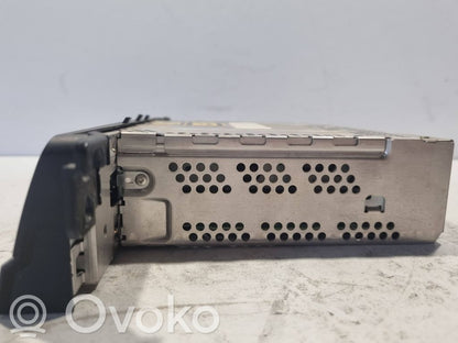 Радио / CD/DVD-плеер / навигация