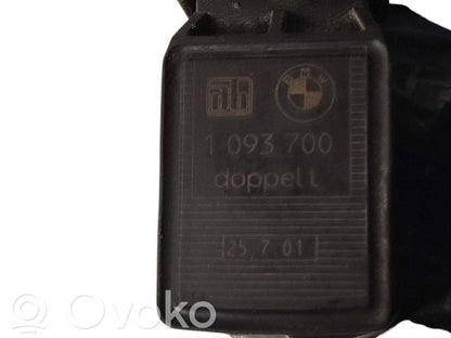 Priekšpusē augstuma sensora svira