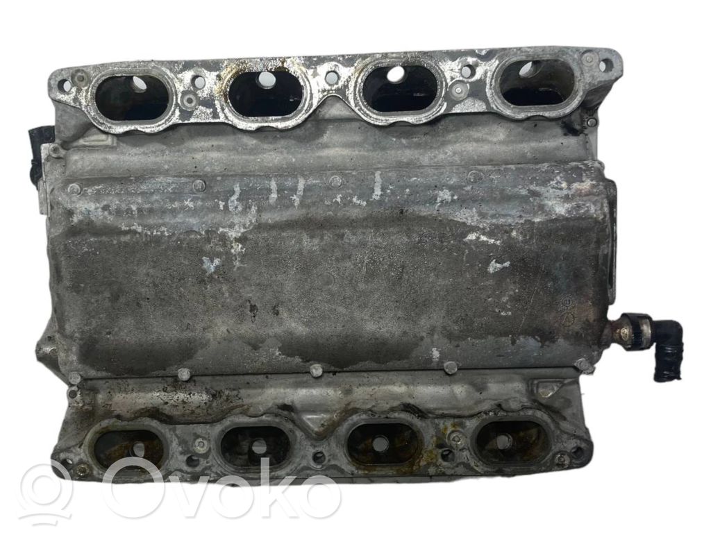 Впускной коллектор