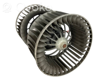 Mazā radiatora ventilators
