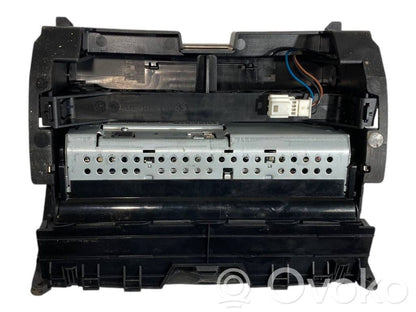 Ekrāns / displejs / mazais ekrāns