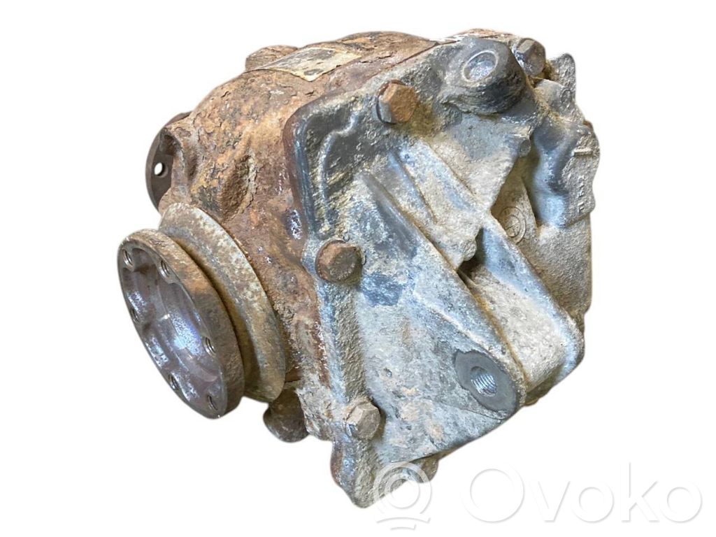 Aizmugurējais reduktors