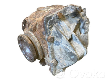 Aizmugurējais reduktors