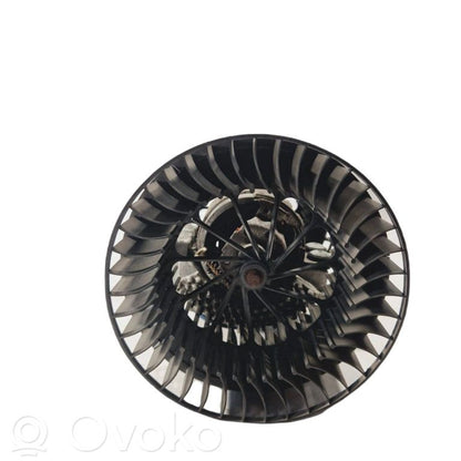 Small radiator fan