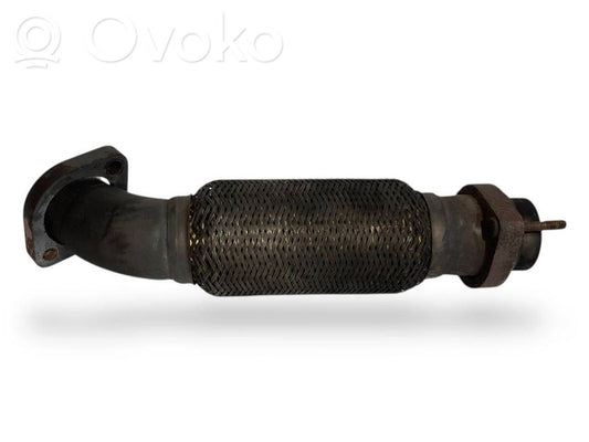 Exhaust connection