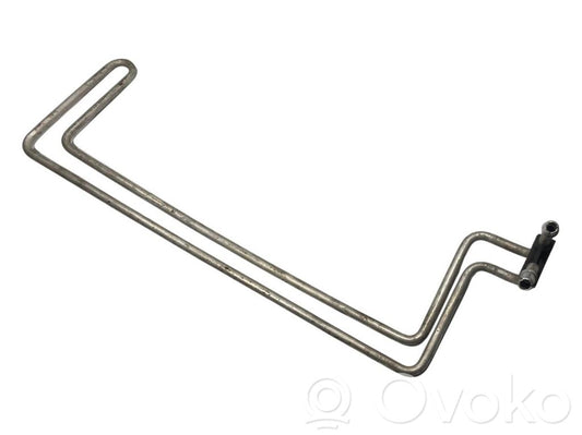 Stūres pastiprinātāja šļūtene (-es) / caurulīte (-es)